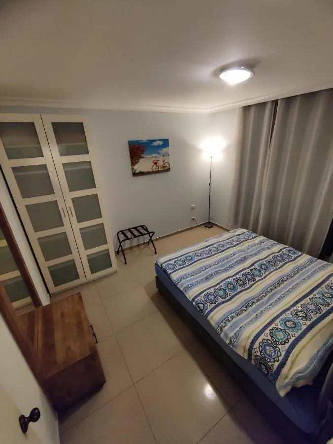 Διαμέρισμα Moti'S Suite Hotel Apt Χάιφα