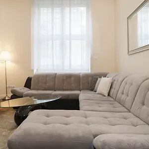 anna-apartment-budapest.inbudapesthotels.com/